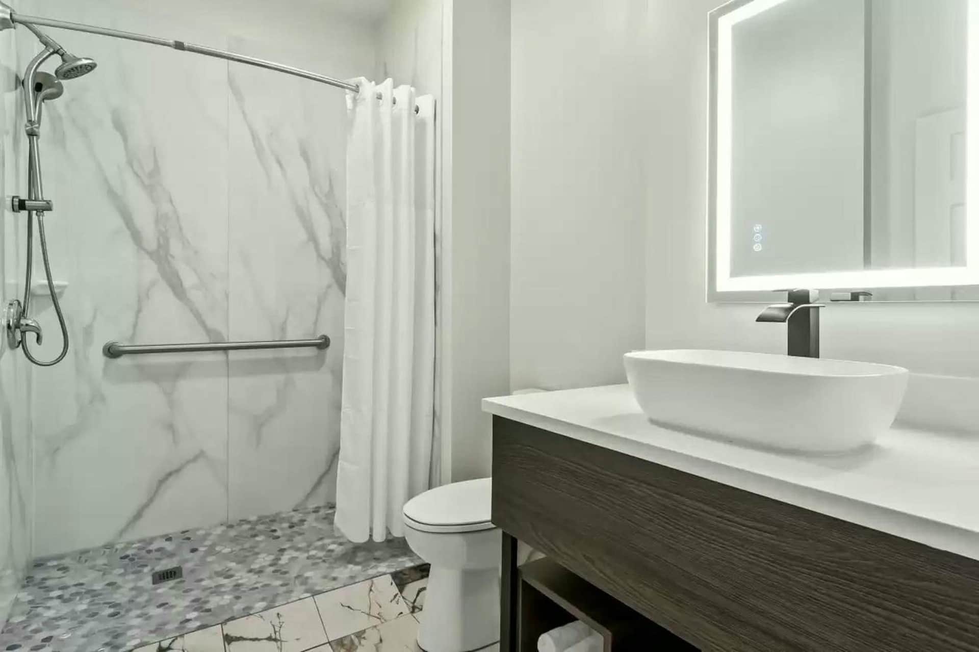 Quality Inn & Suites Columbia Harbison