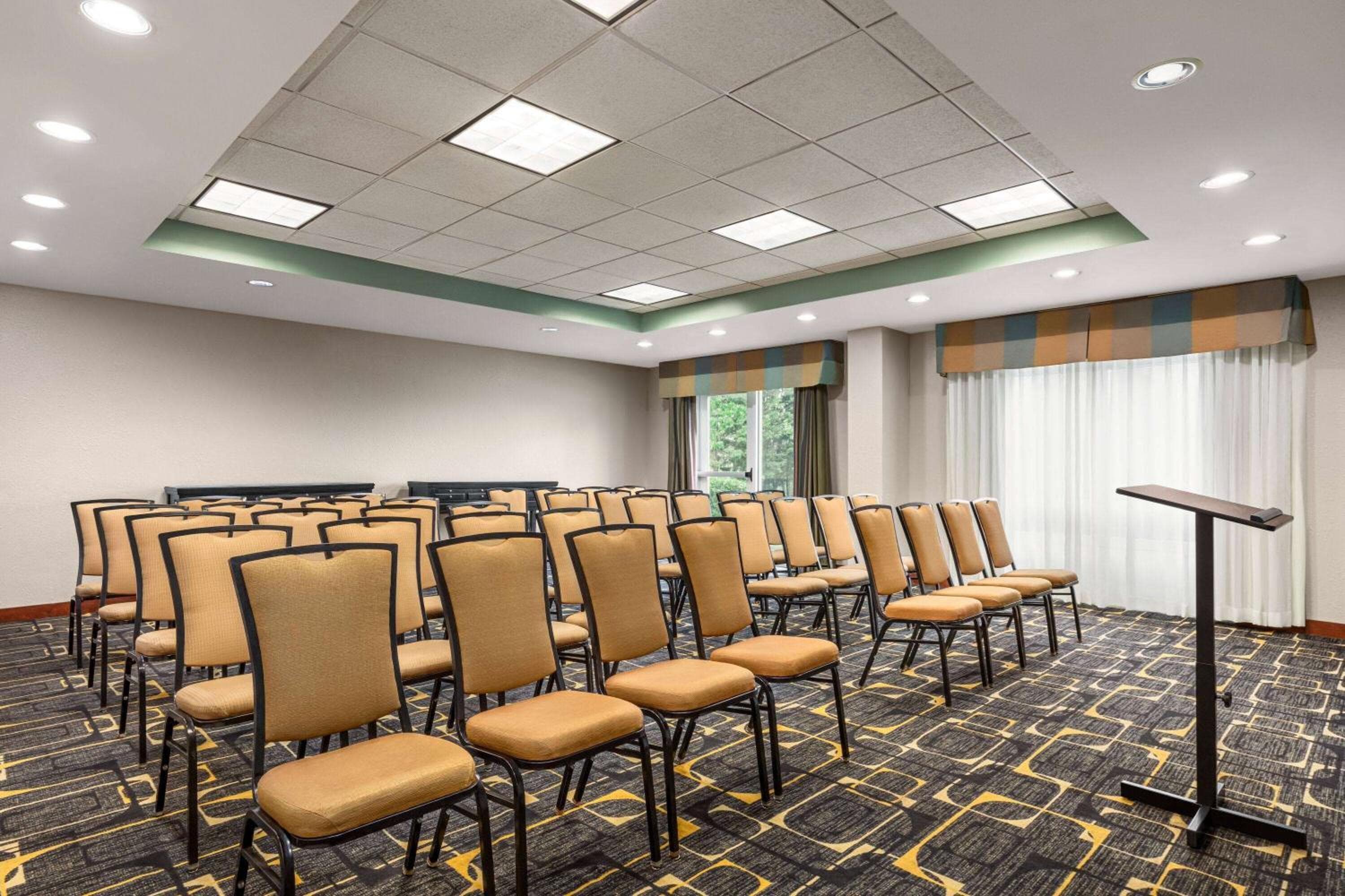 Wyndham Garden Duluth