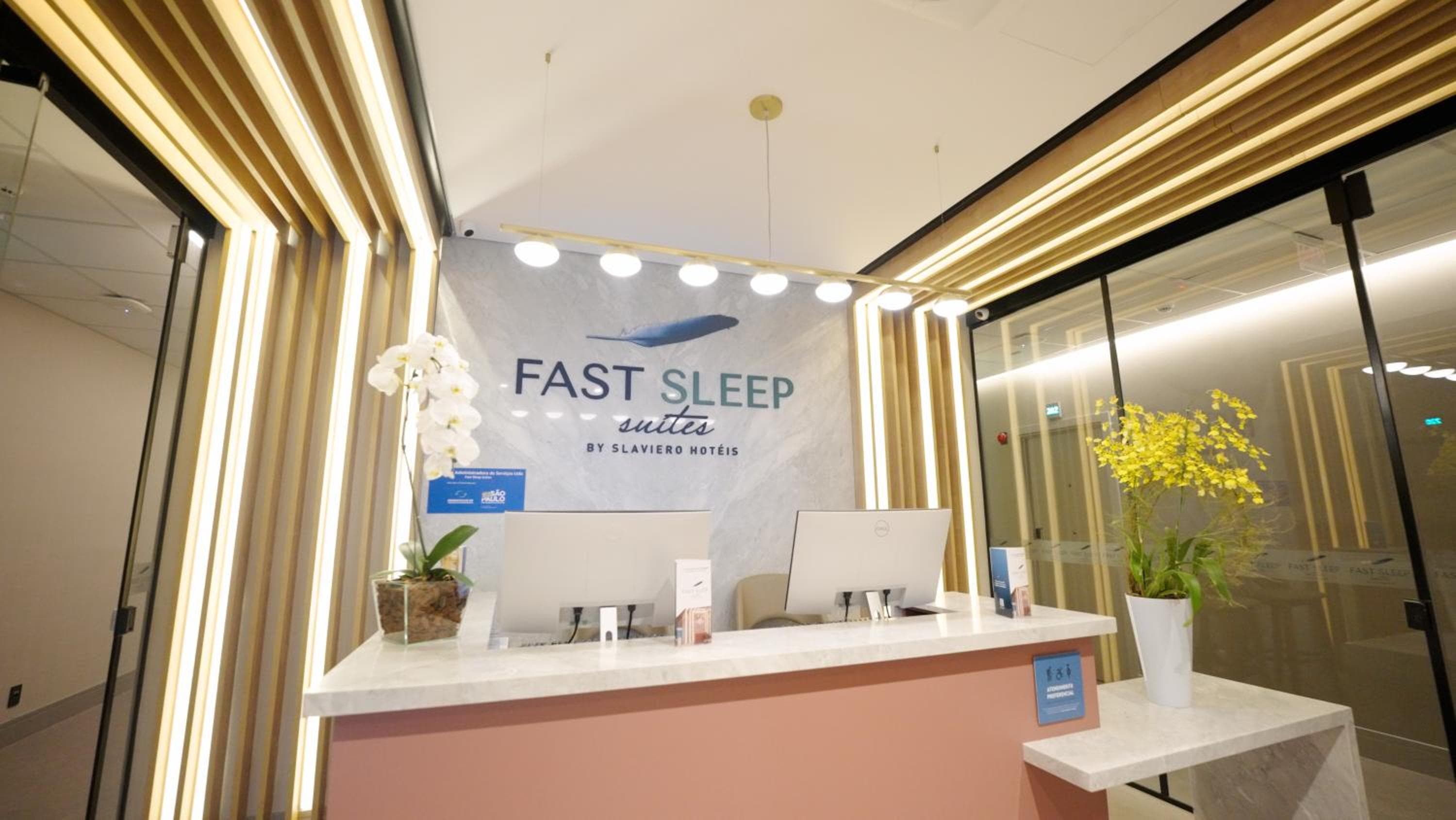 Fast Sleep Suites by Slaviero Hoteis - Terminal 2 - desembarque oeste