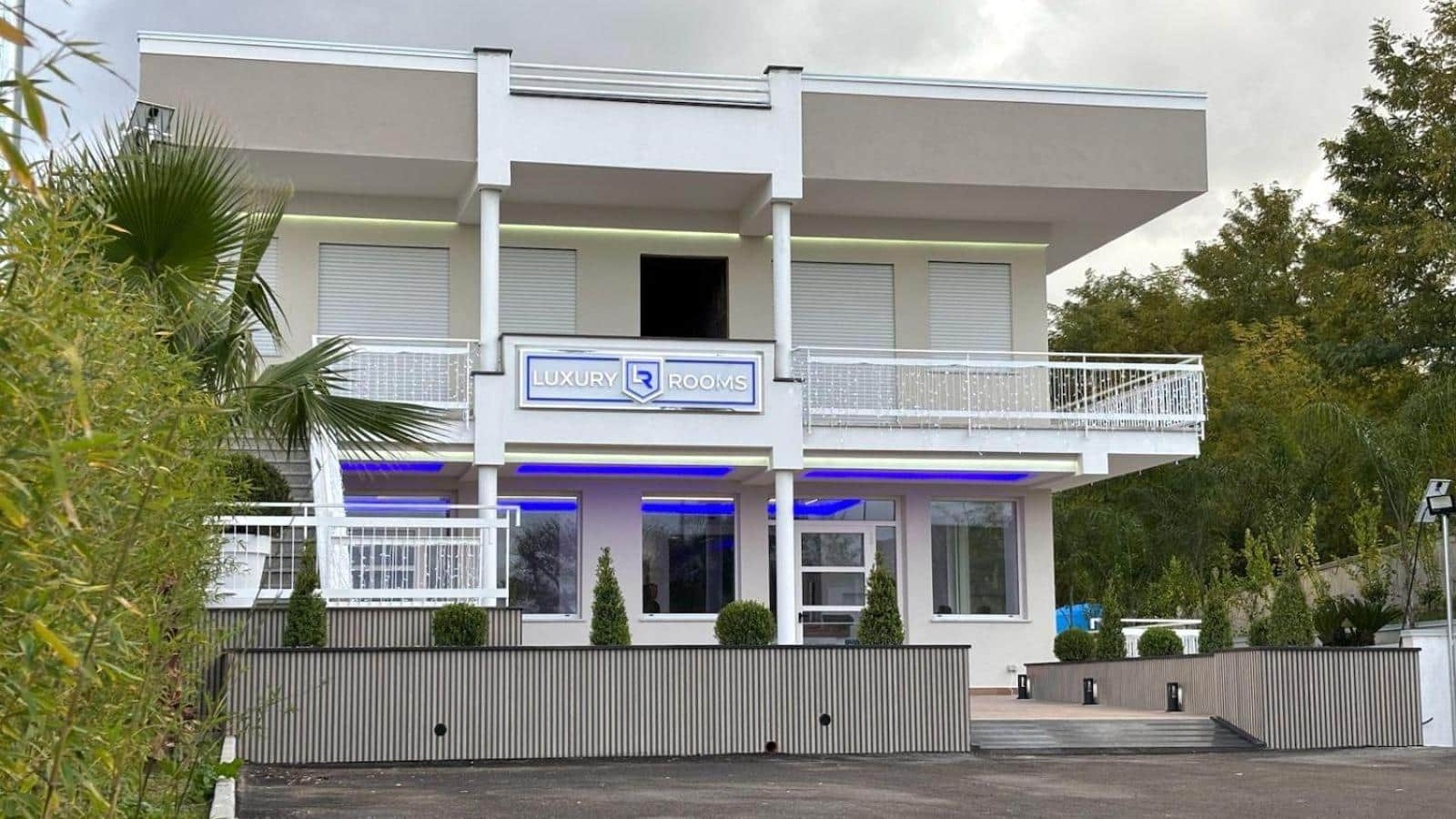 Luxury Rooms