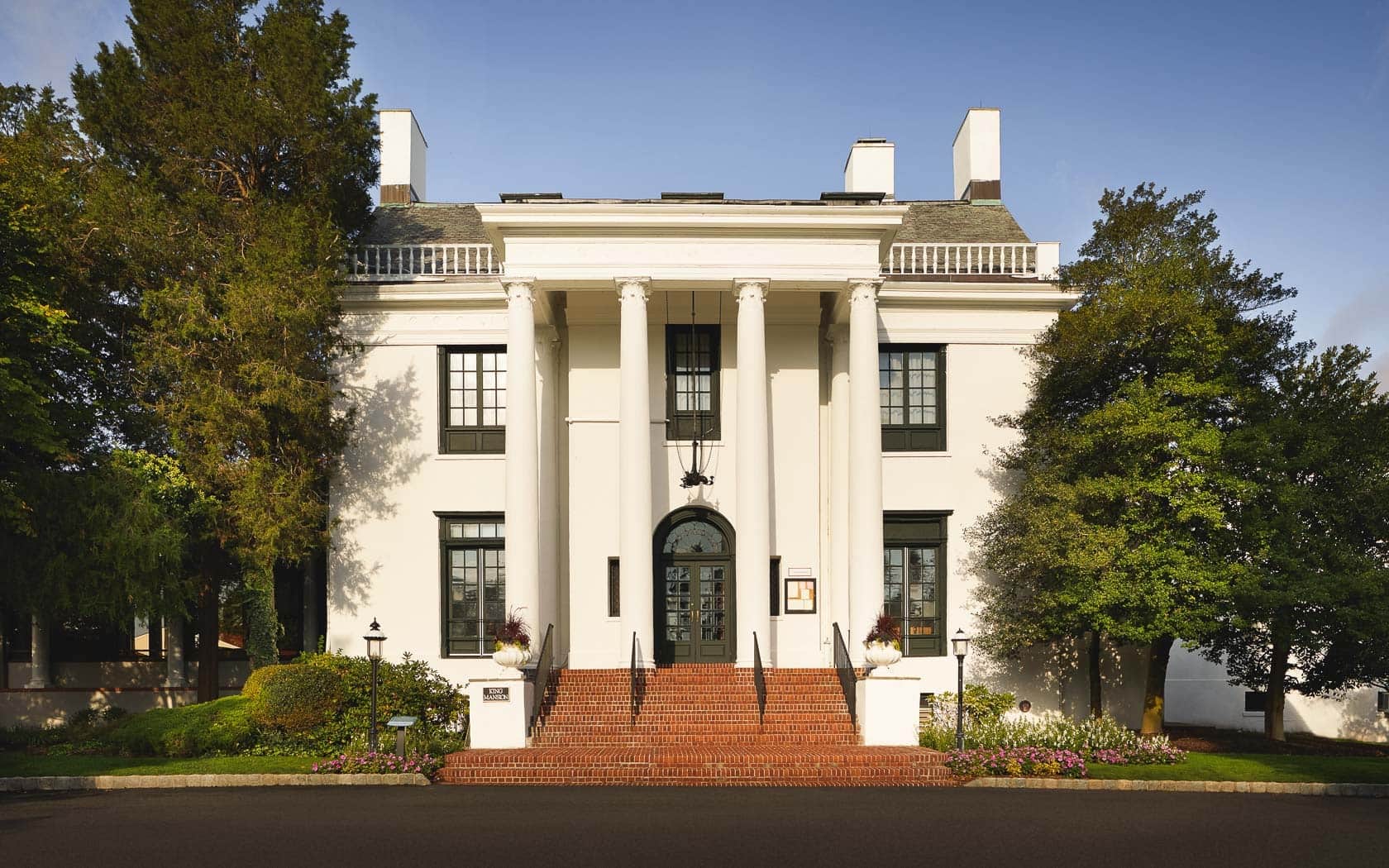 Tarrytown House Estate