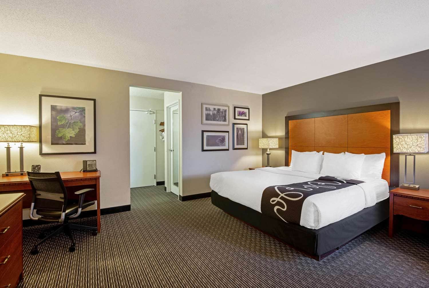 La Quinta by Wyndham Harrisburg Airport Hershey