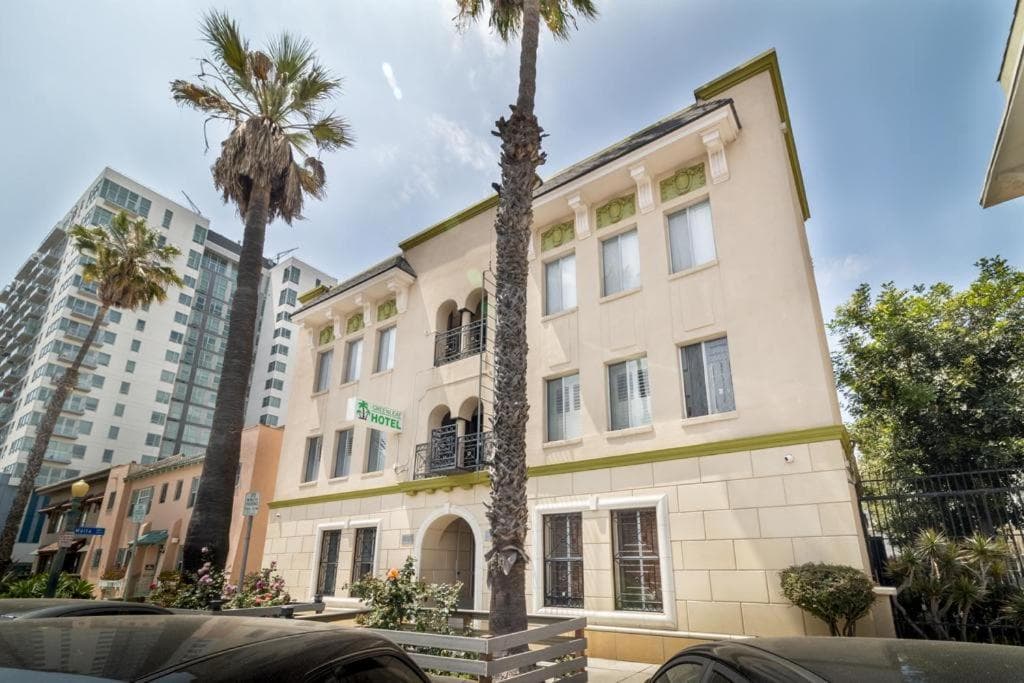 Lumea by the Sea Long Beach Convention Center