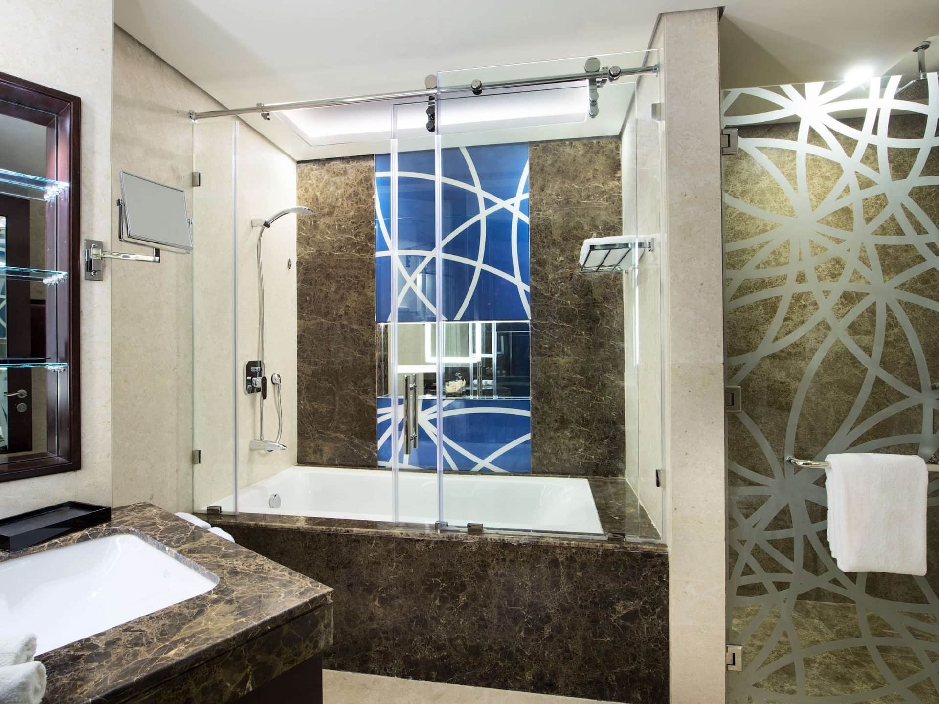 Grand Mercure Business Bay