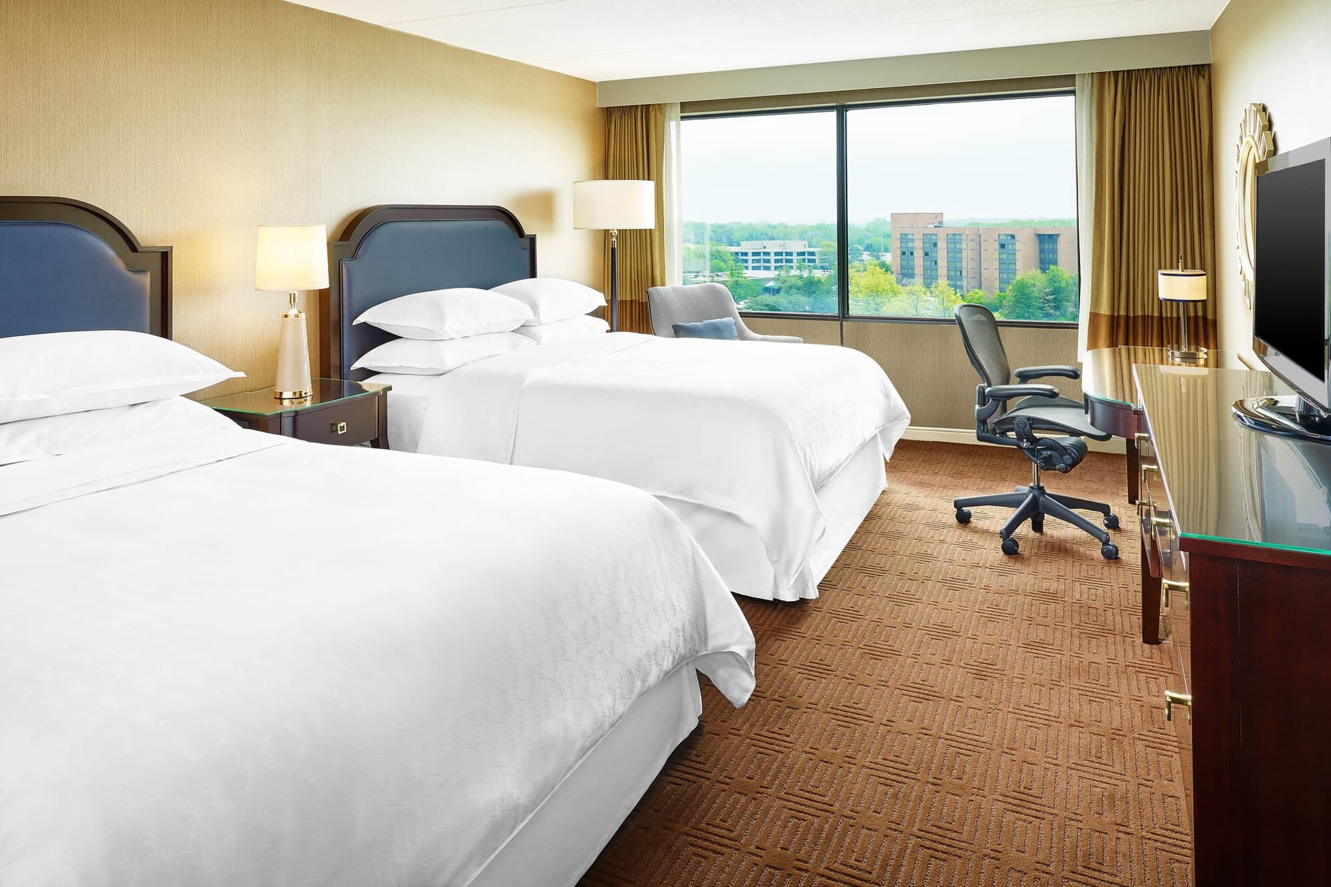 Sheraton Lisle Naperville Hotel