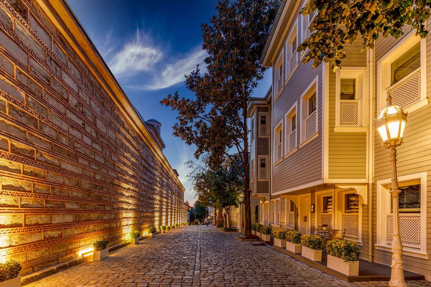 Hagia Sofia Mansions Istanbul, Curio Collection by Hilton