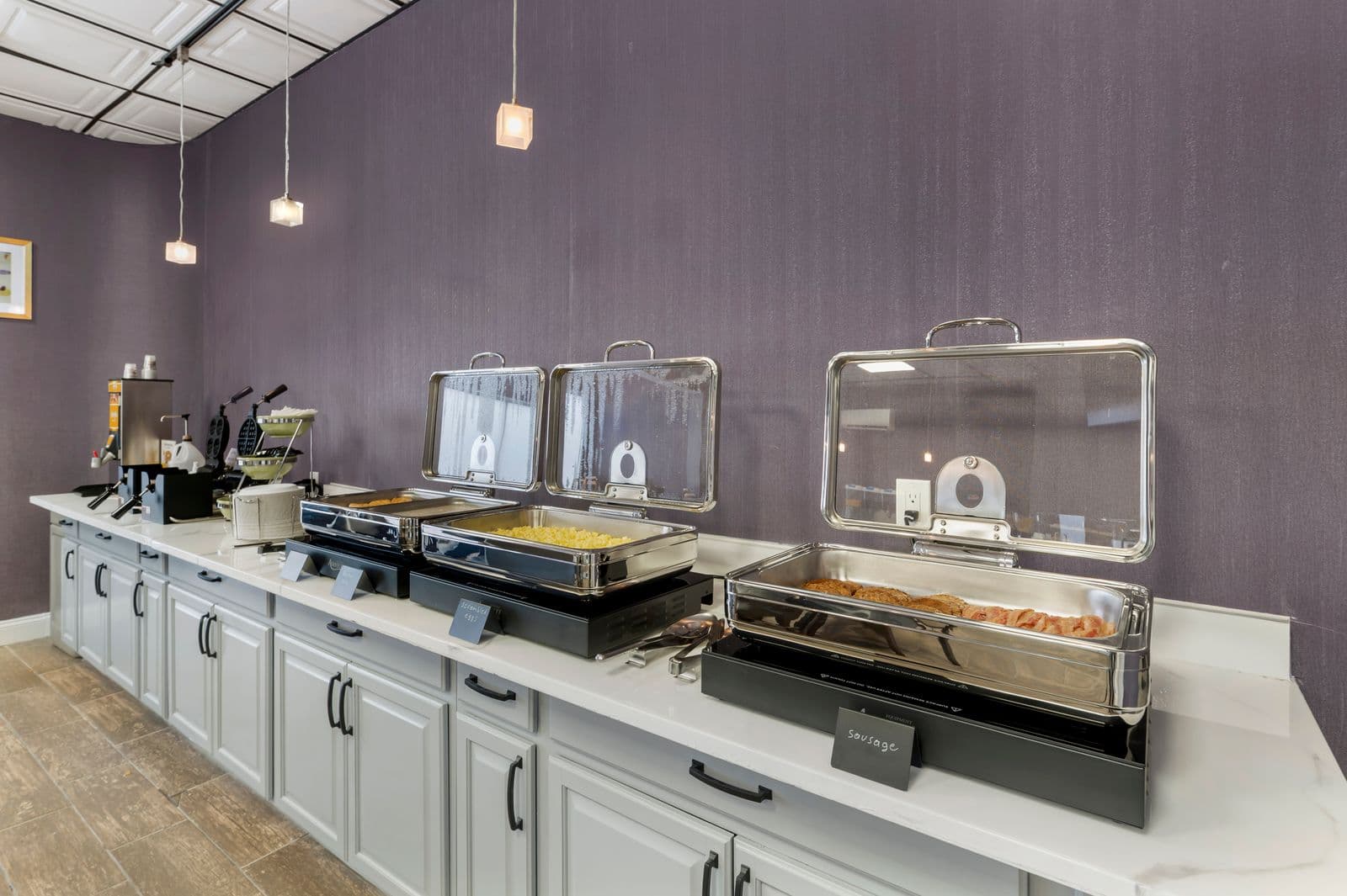 Cambridge Hotel - Kansas City