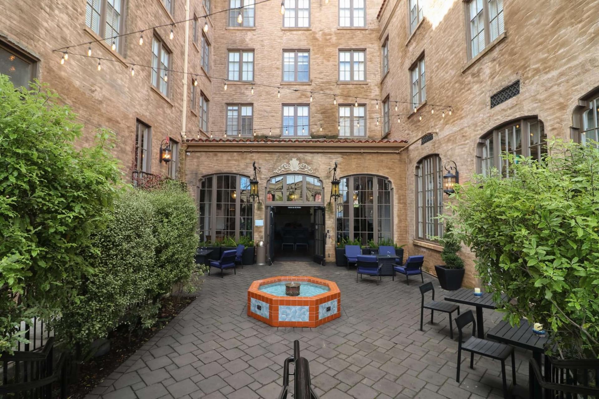 Hotel Petaluma, Tapestry Collection by Hilton