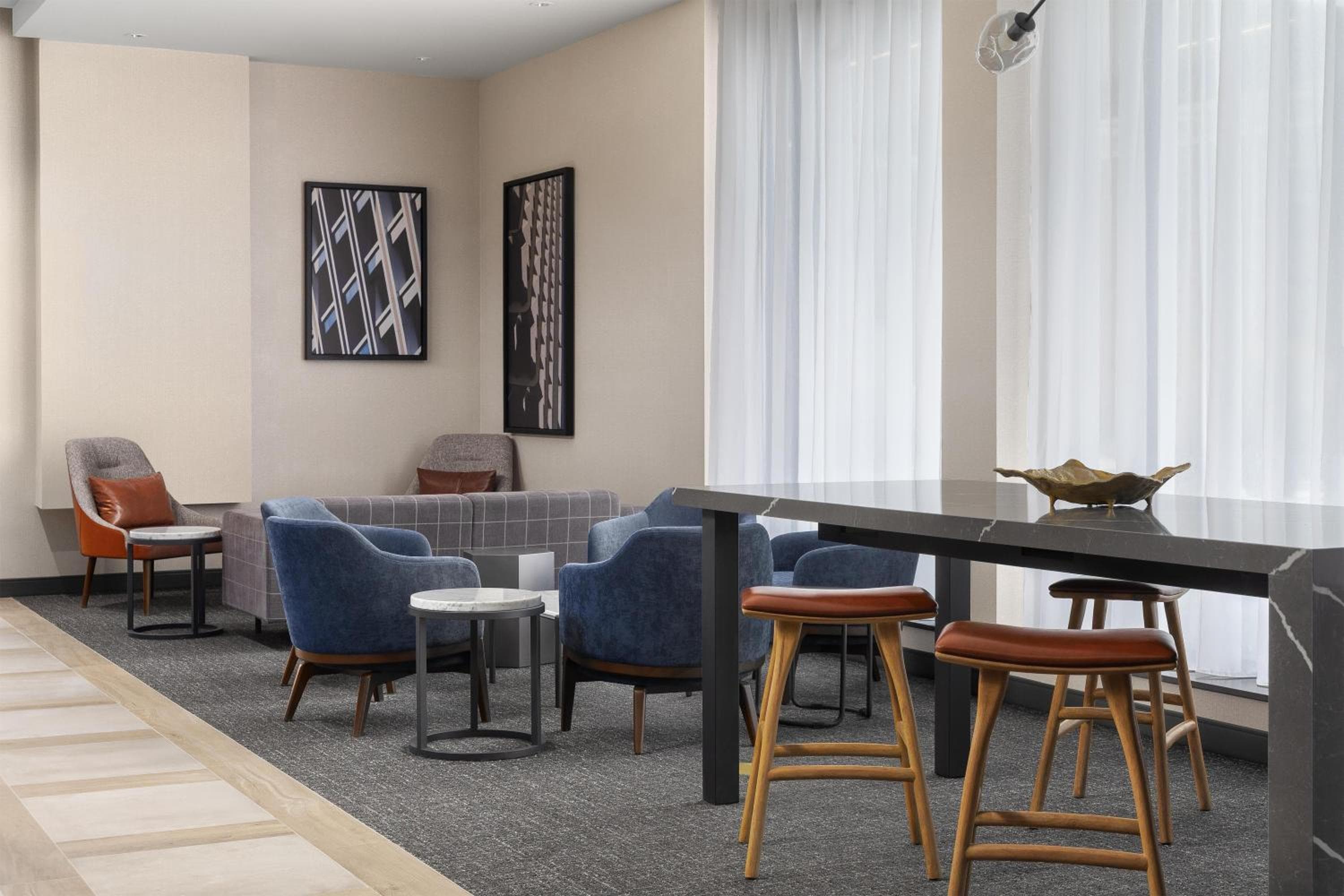 Hyatt Place Toronto Airport