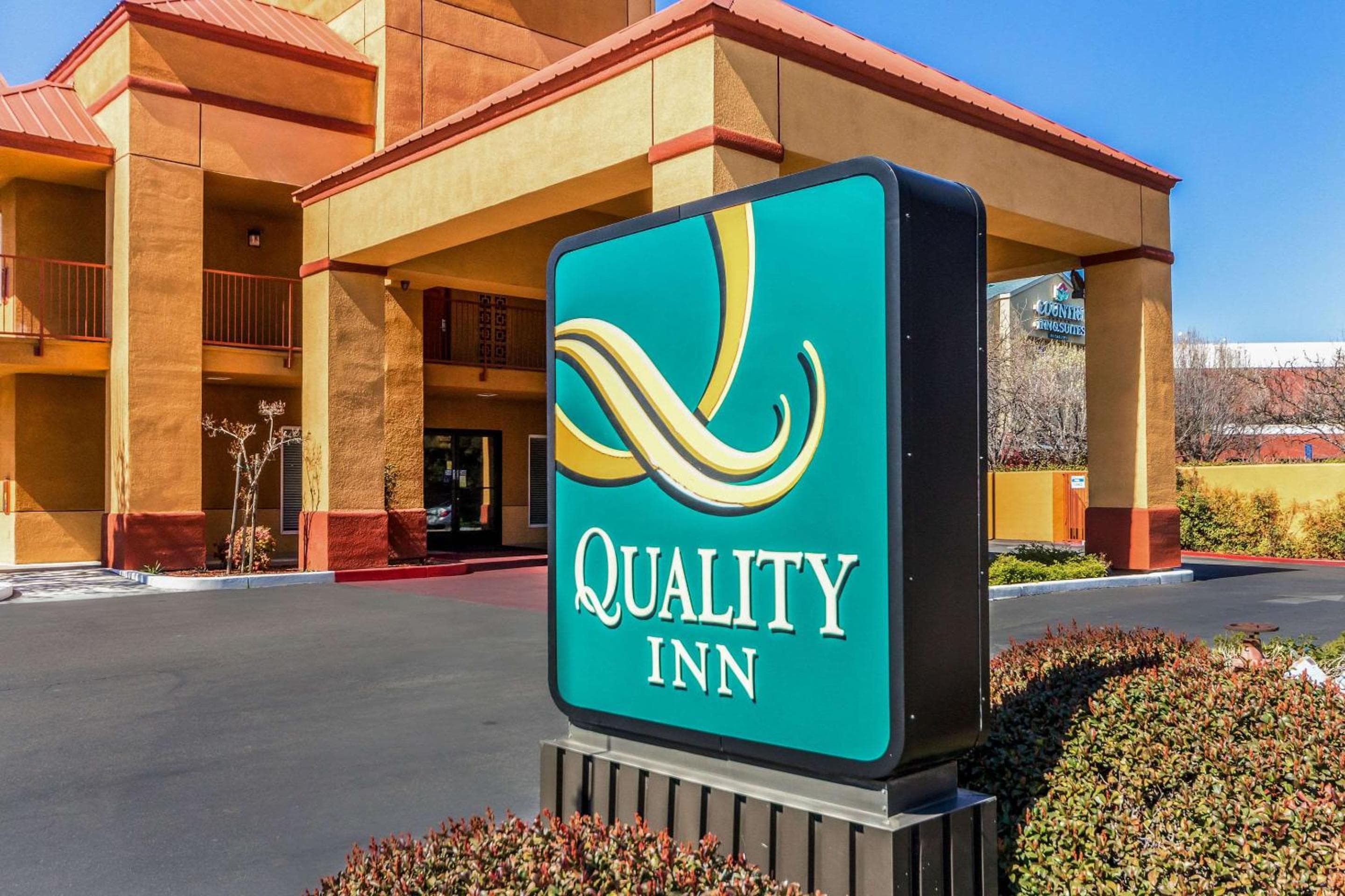 Quality Inn Fresno Near University