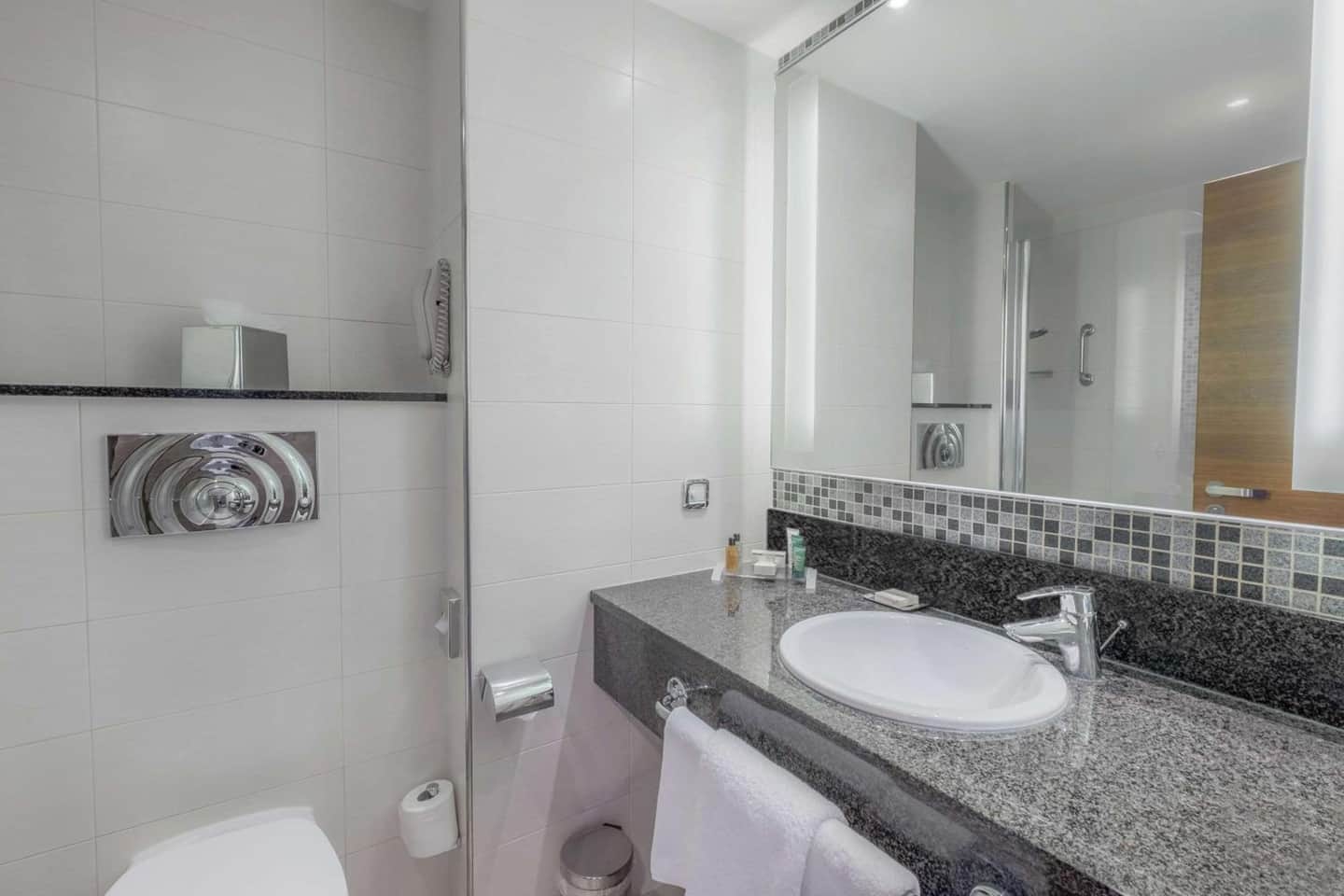 Hilton Reading