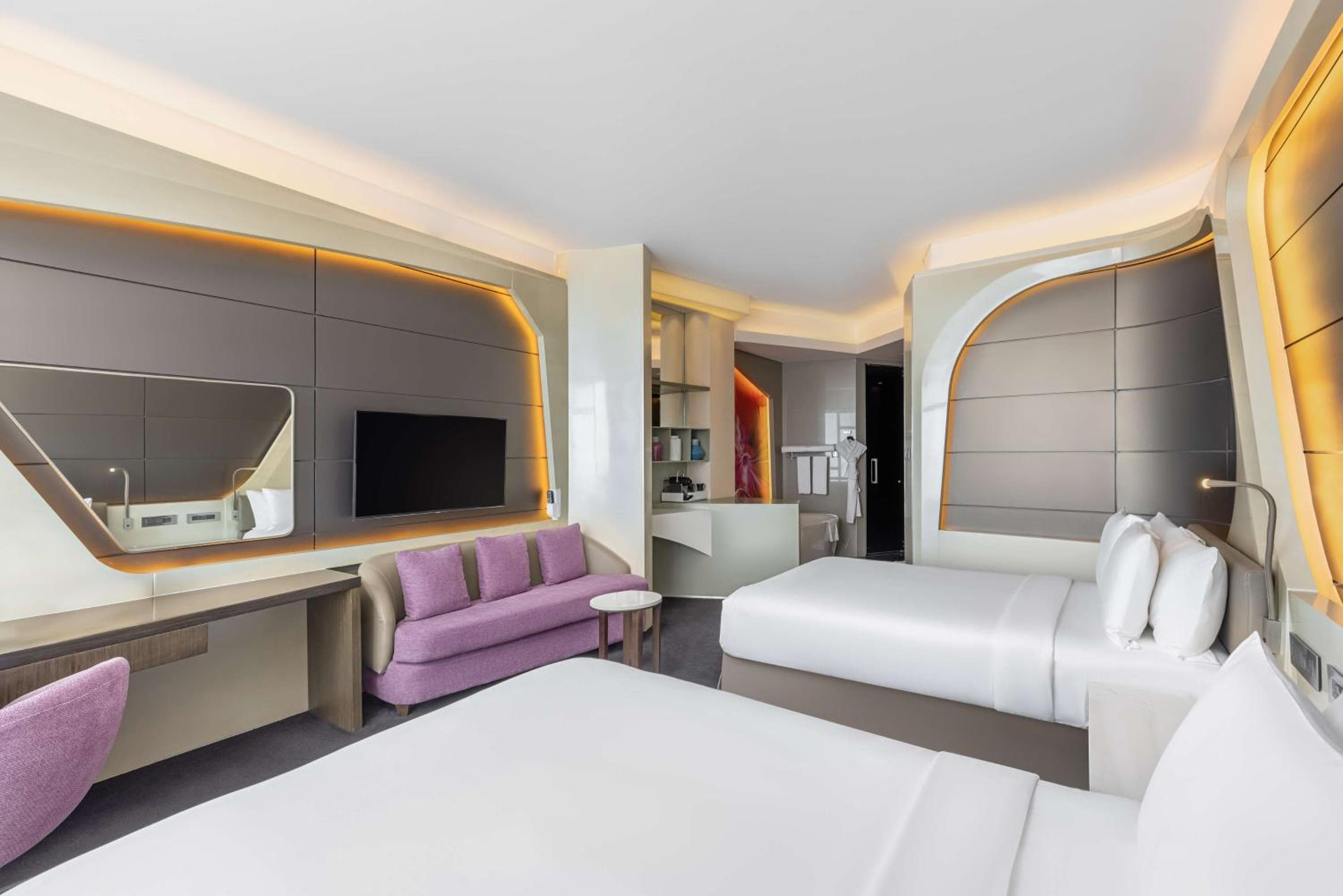 V Hotel Dubai, Curio Collection by Hilton
