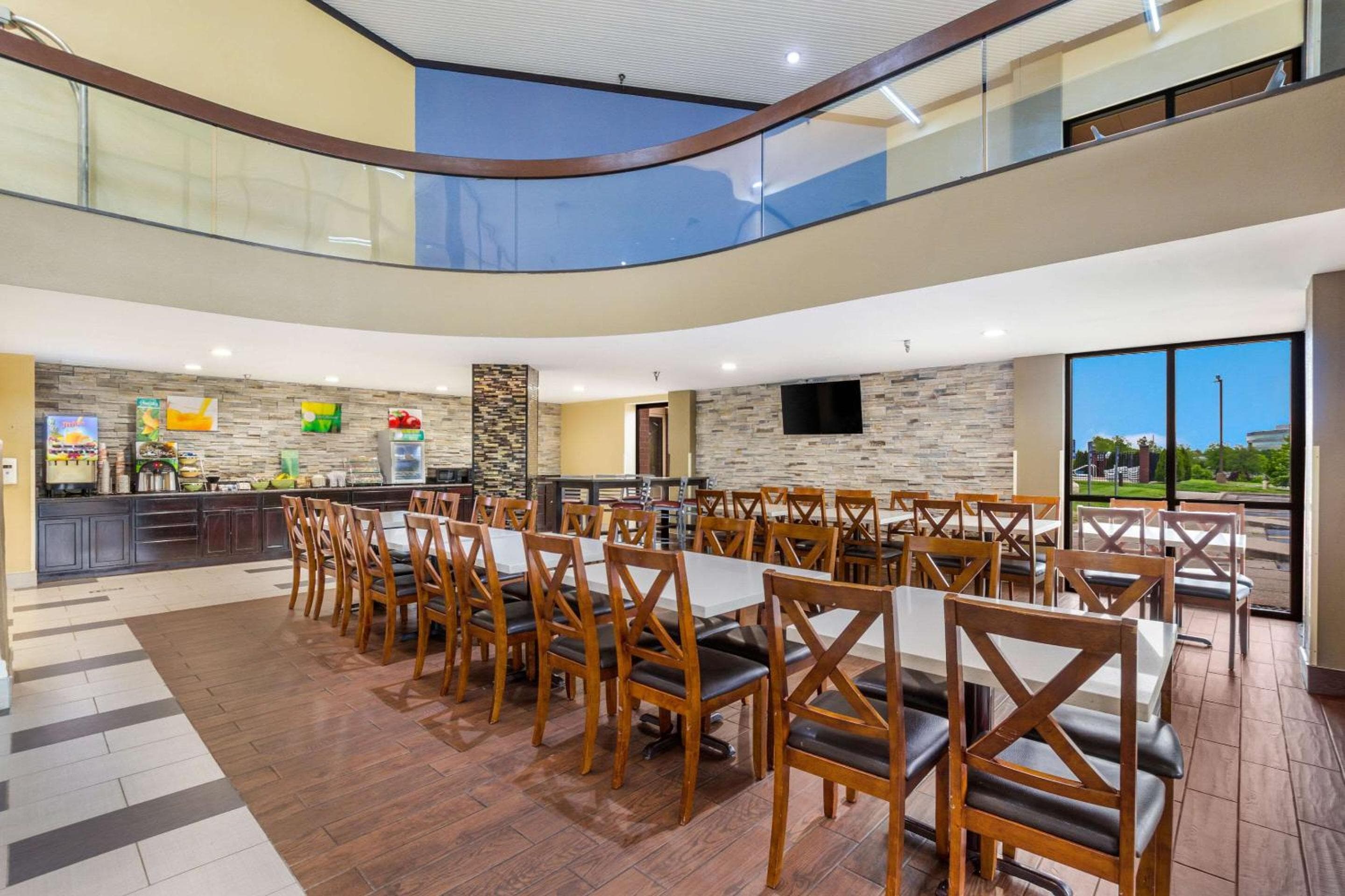 Quality Inn & Suite Florence - Cincinnati South