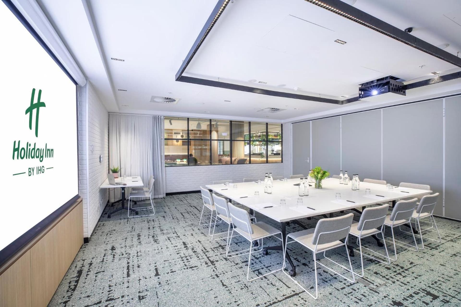 Holiday Inn Melbourne Bourke Street Mall