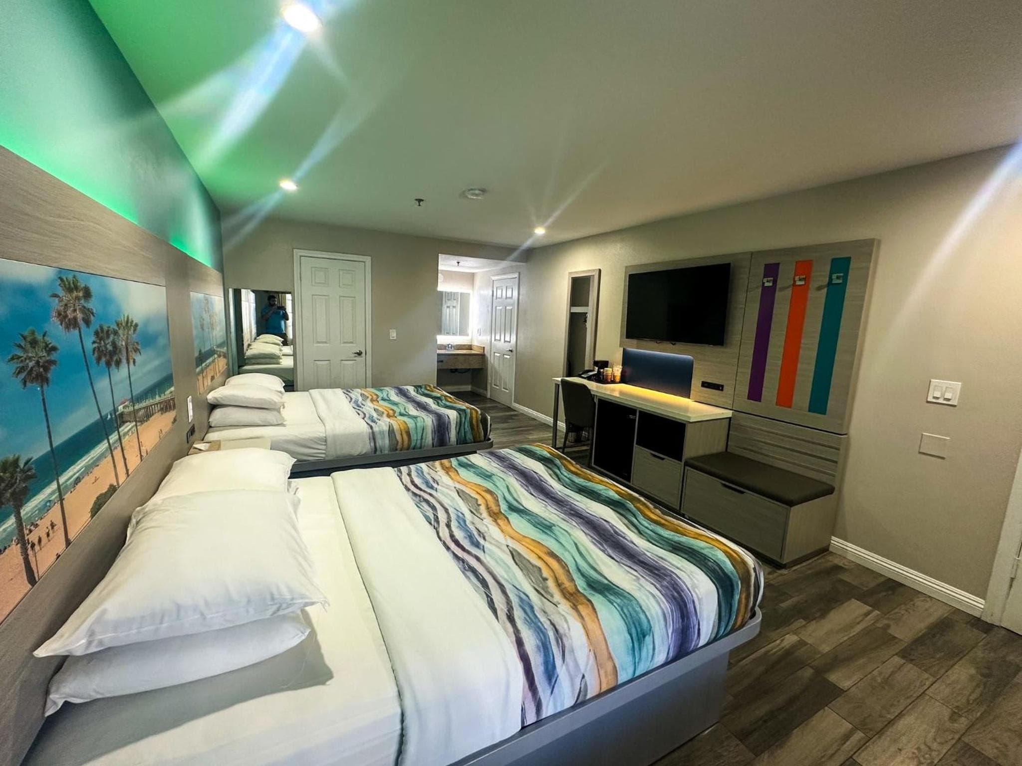 Wave Hotel Manhattan Beach