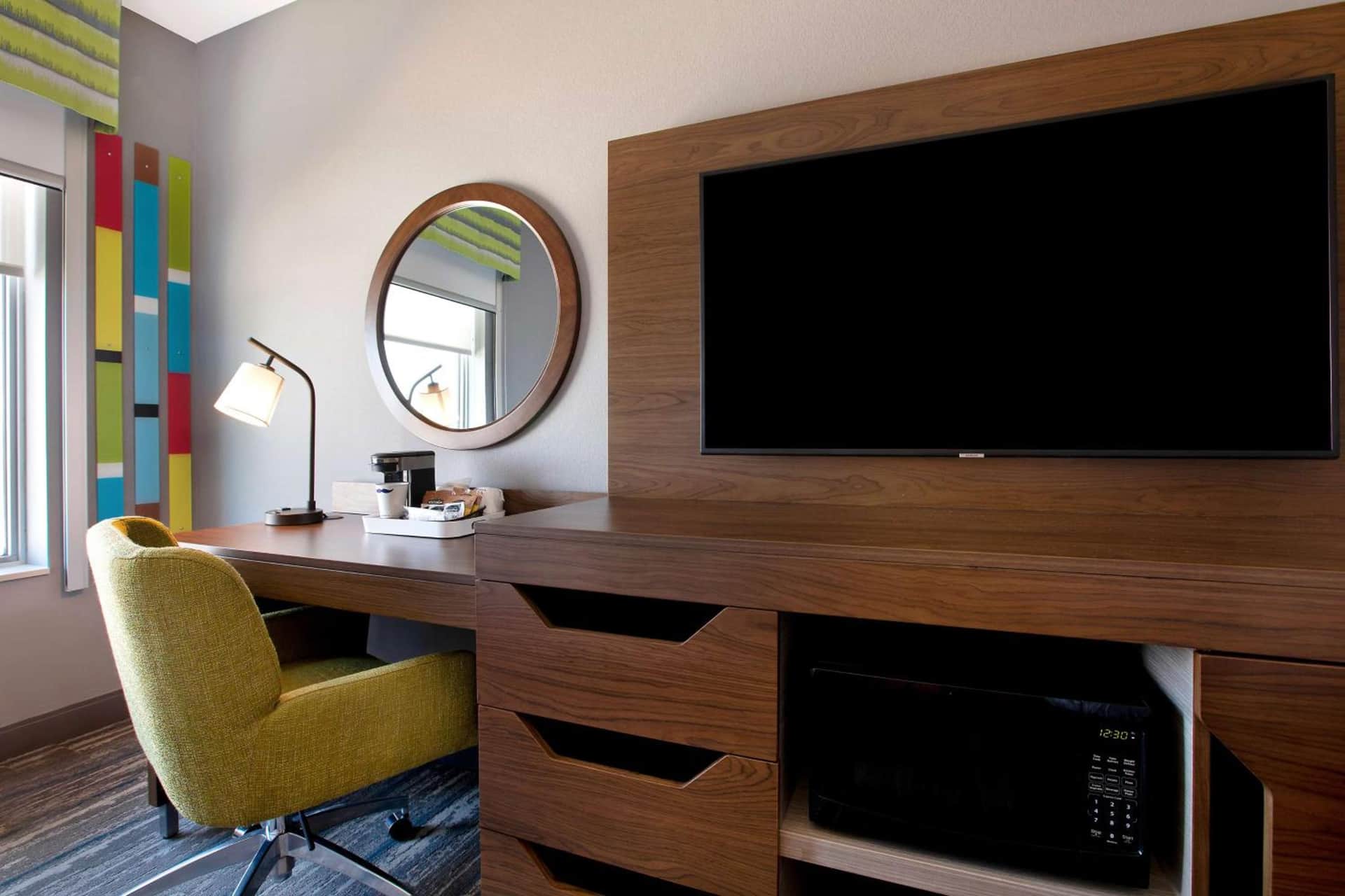 Hampton Inn & Suites Ottawa West