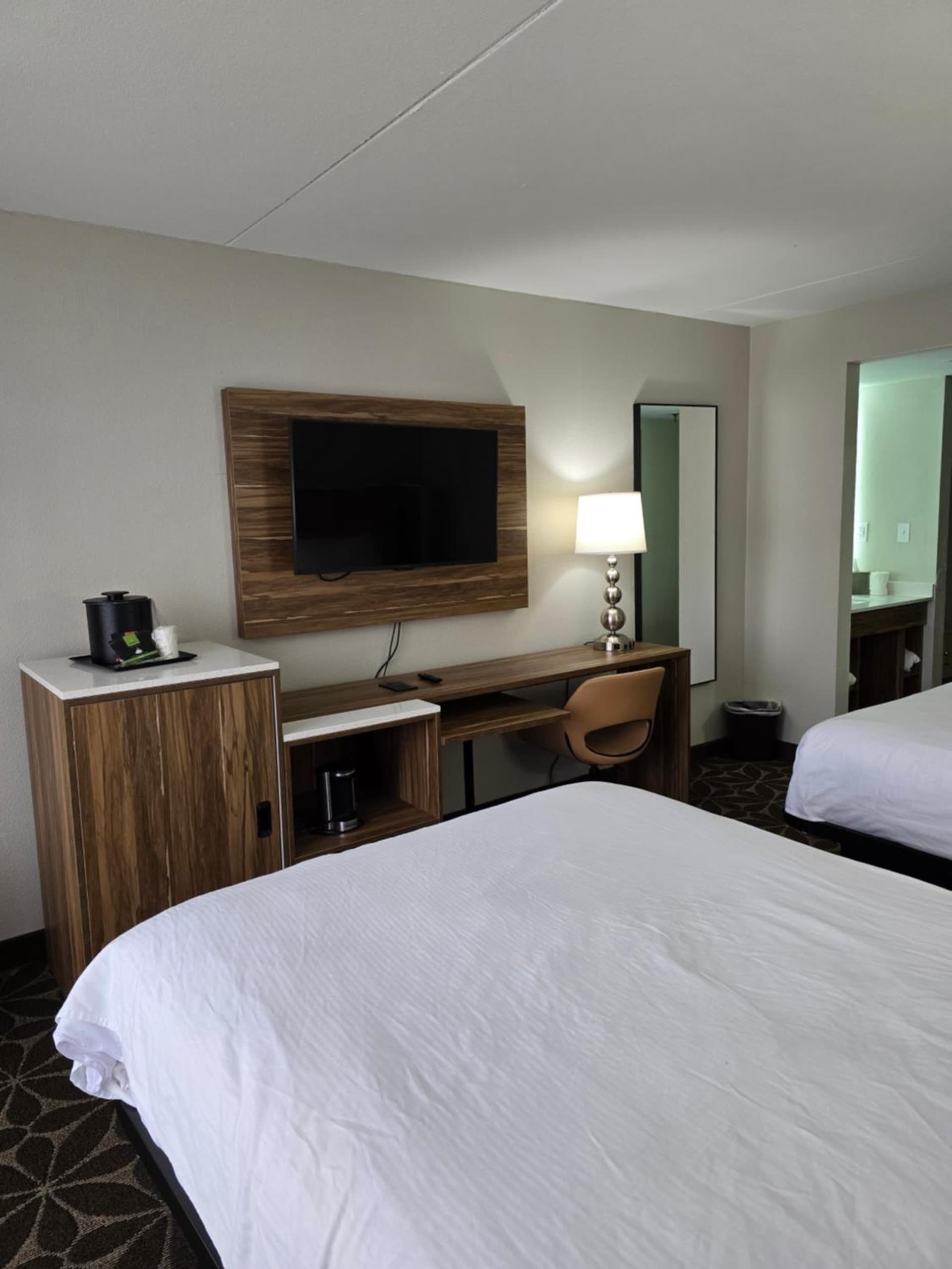 Wyndham Garden Williamsburg Busch Gardens Area