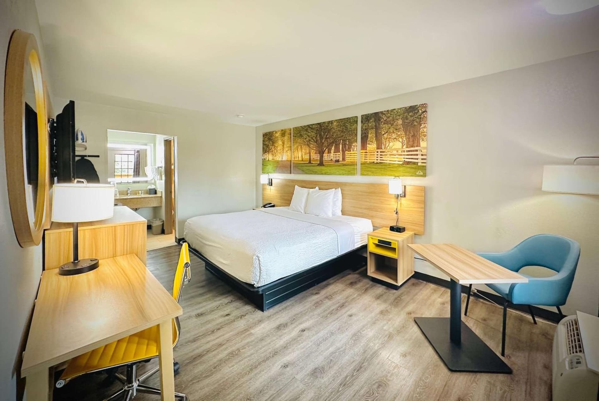 Days Inn Alexandria by Wyndham
