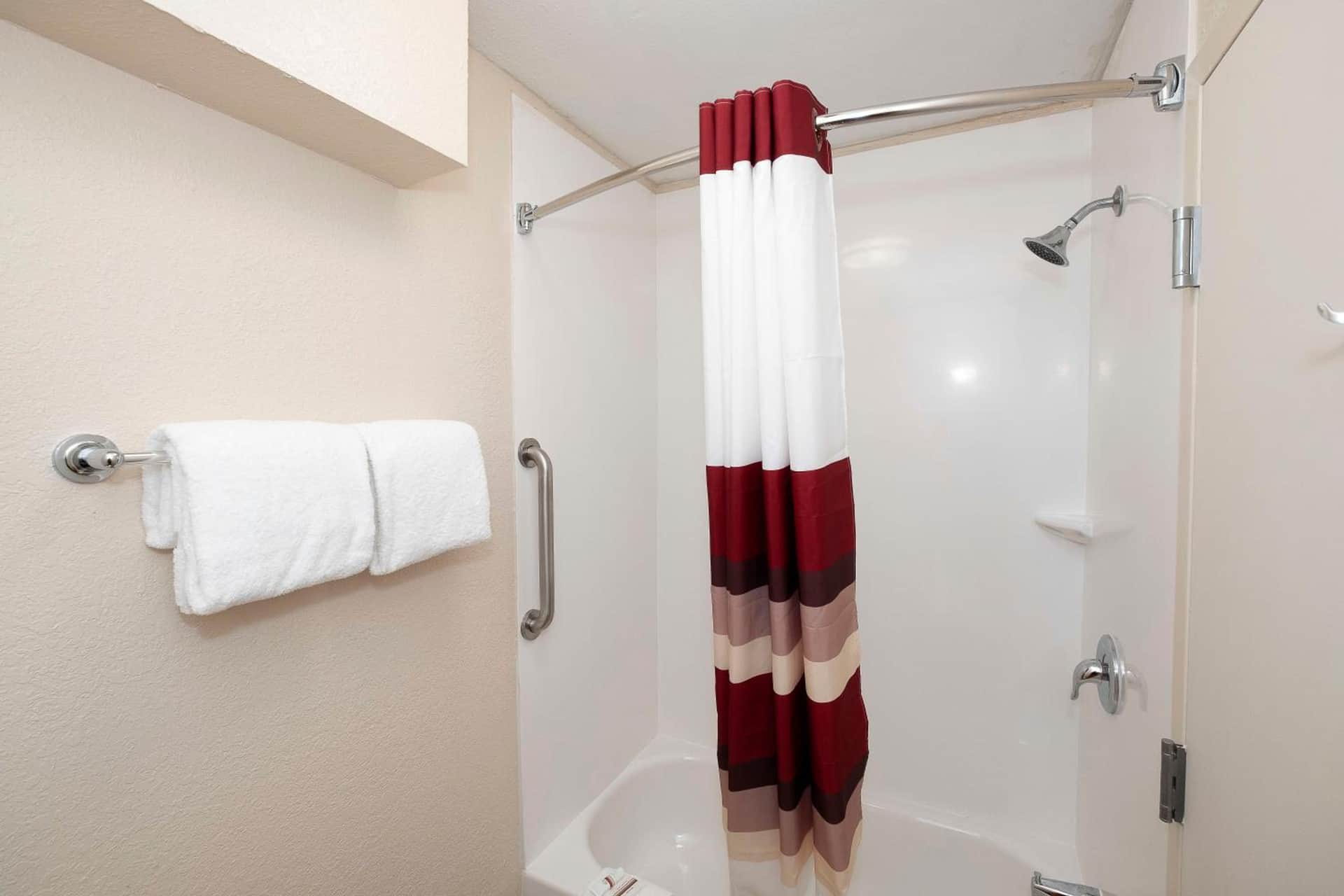Red Roof Inn PLUS+ Jacksonville Southpoint