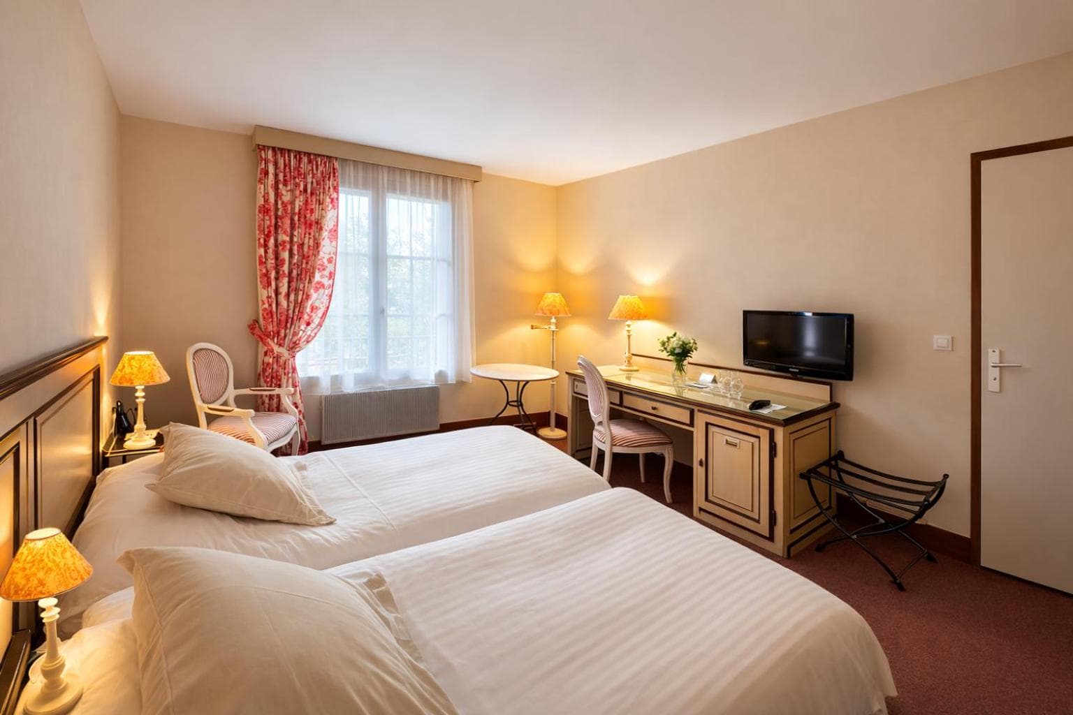 Logis Hôtel - Domaine de l'Orangerie