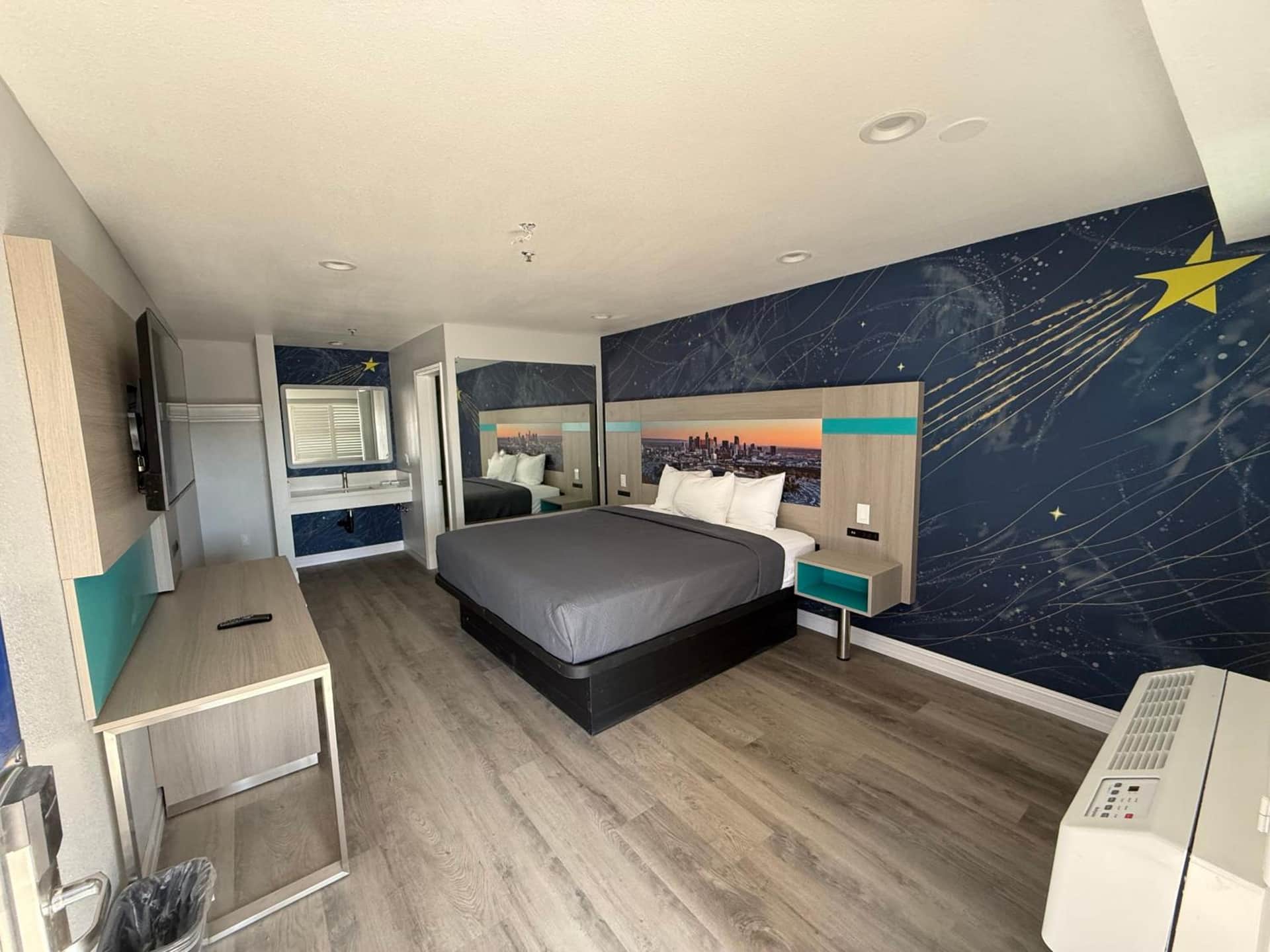 Best Star Inn - LA Commerce Casino, Citadel & I-5 freeway