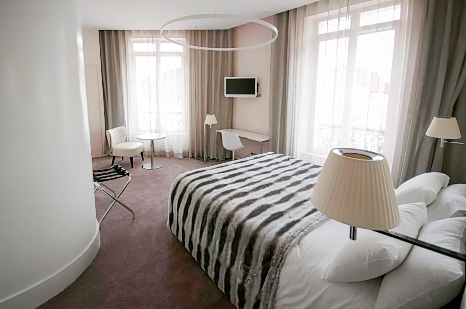 Le Cesar Hôtel