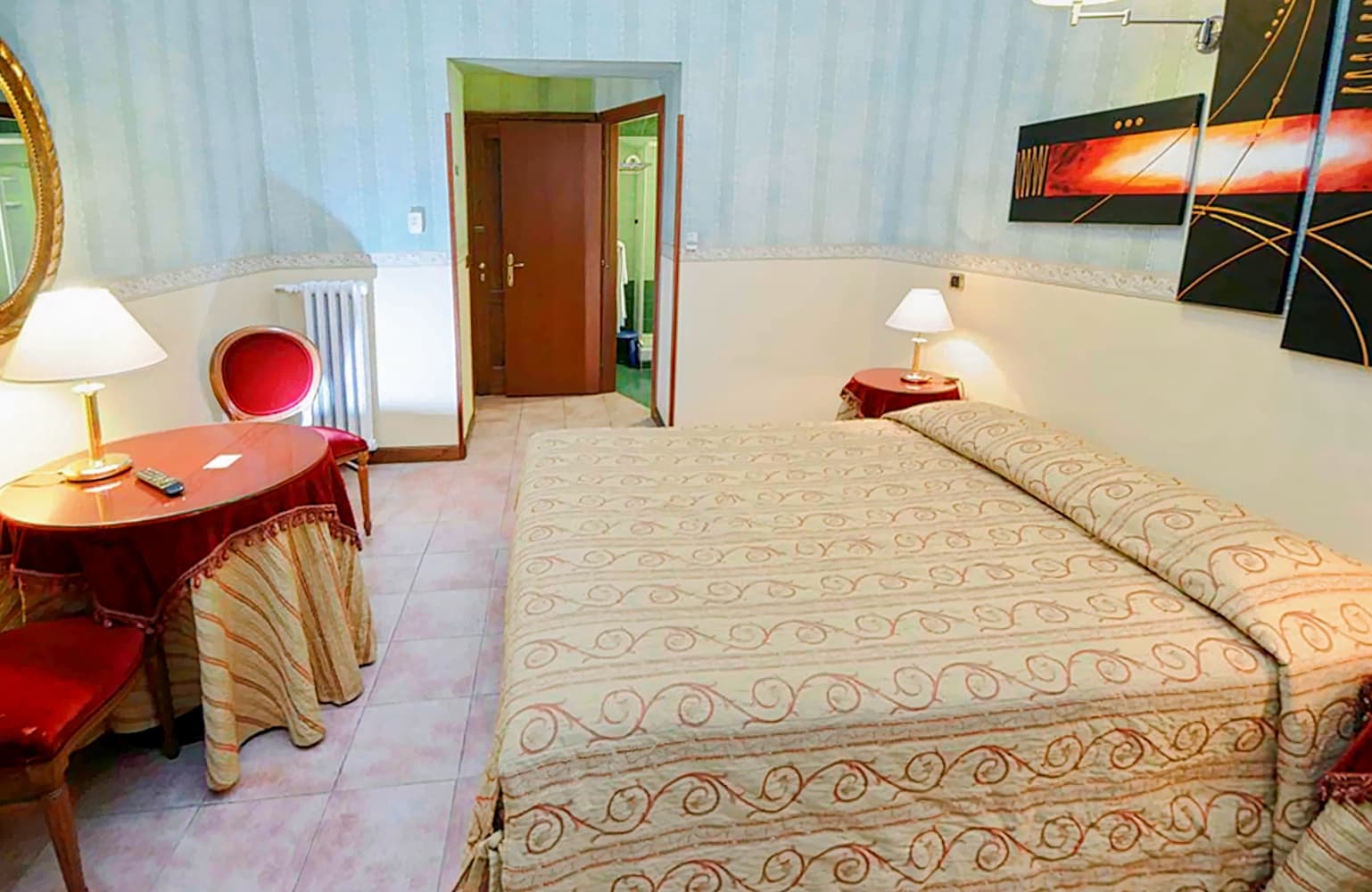 Hotel Sweet Home