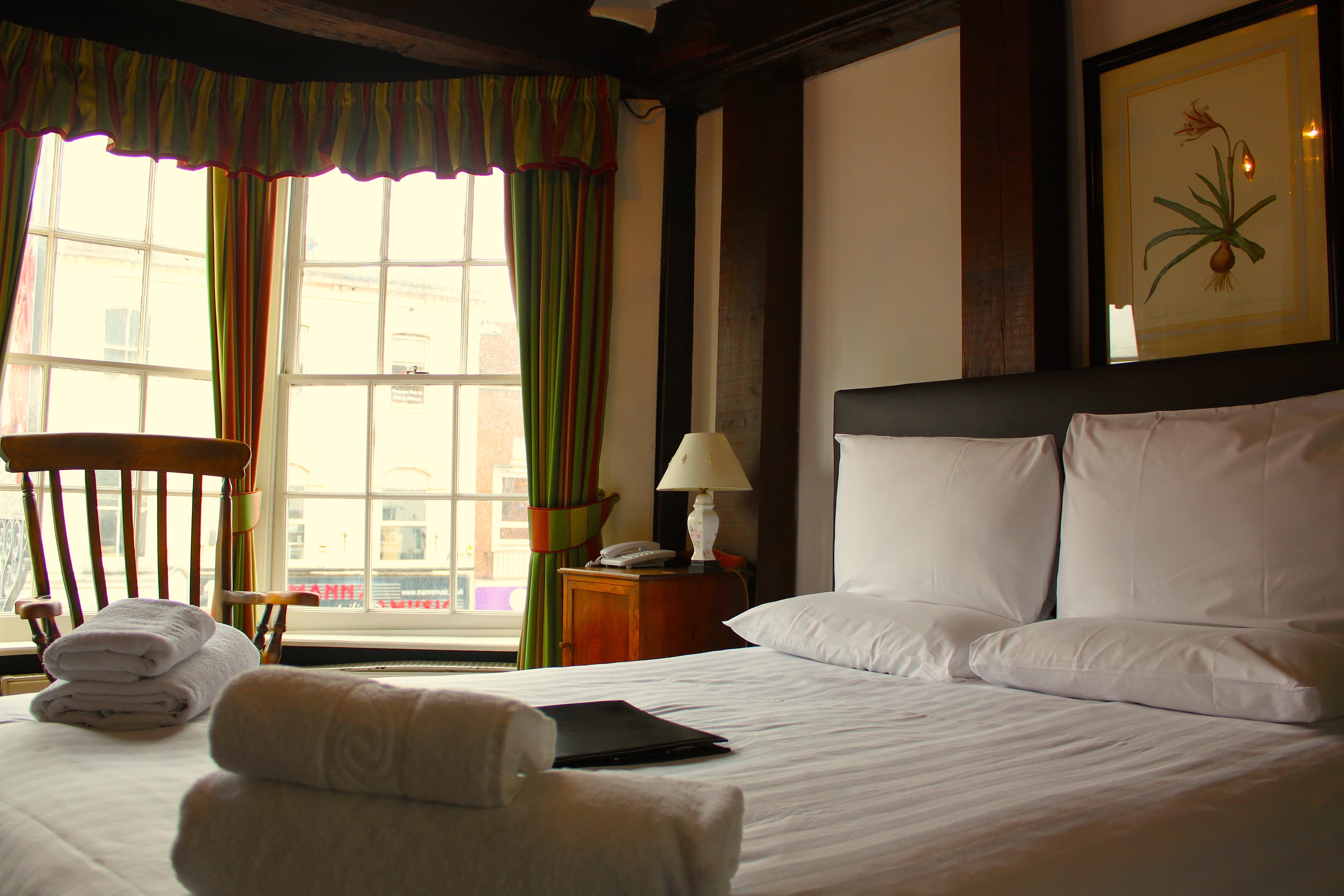 Brook Red Lion Hotel