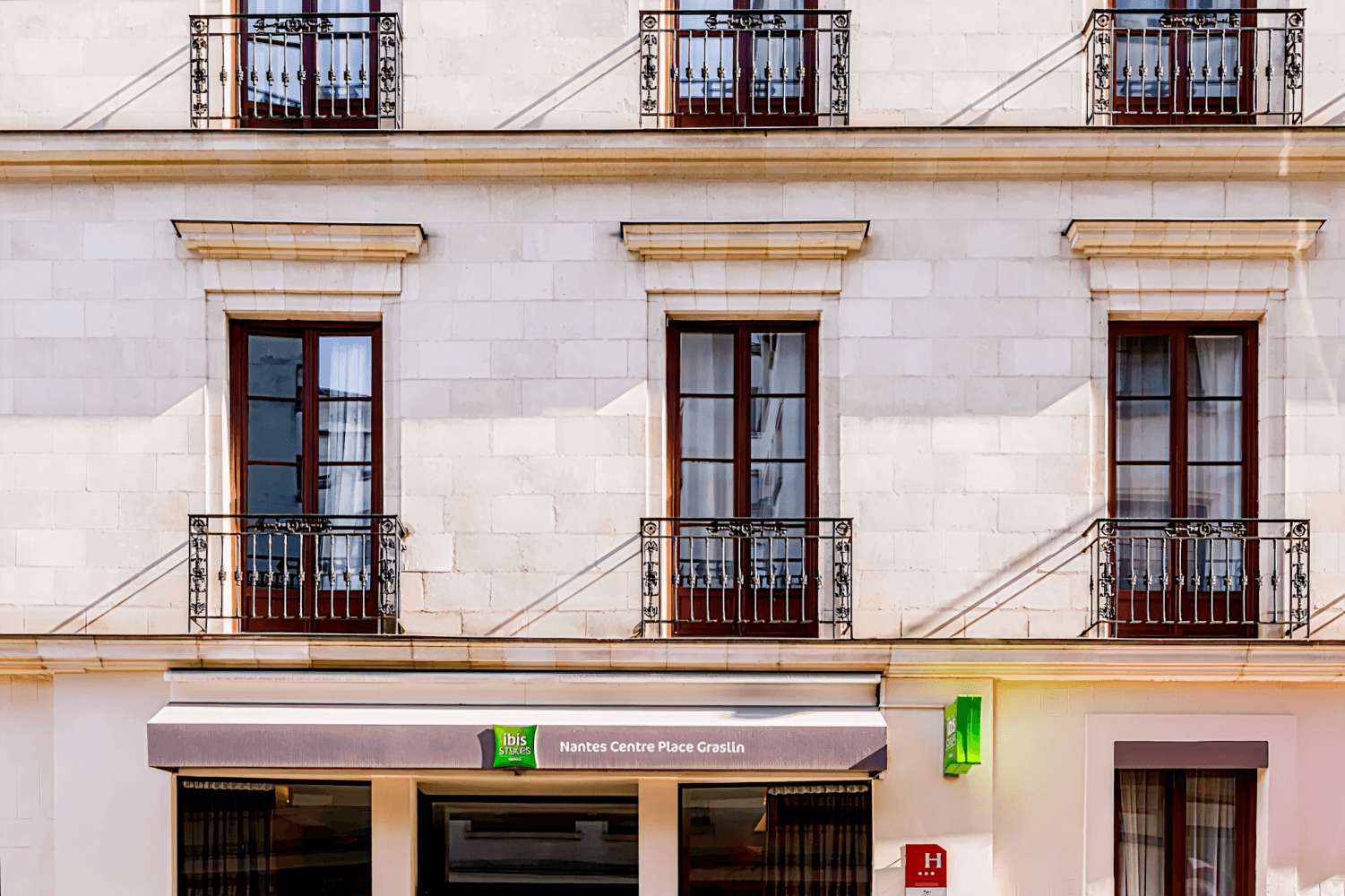 ibis Styles Nantes Centre Place Graslin