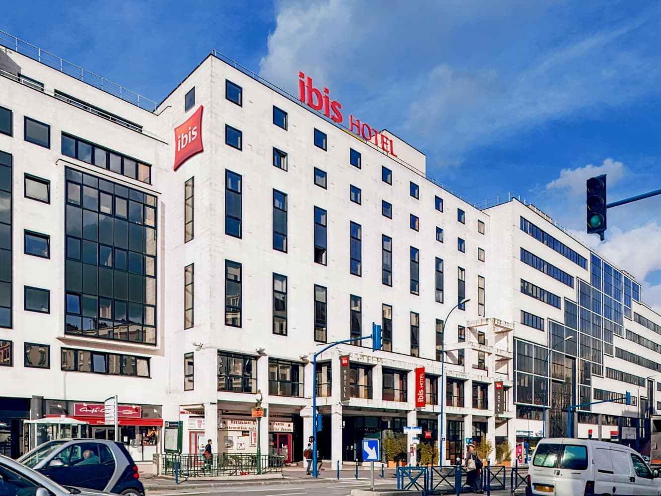ibis Paris Pantin Eglise