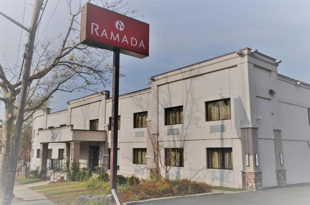 Ramada Staten Island Hotel