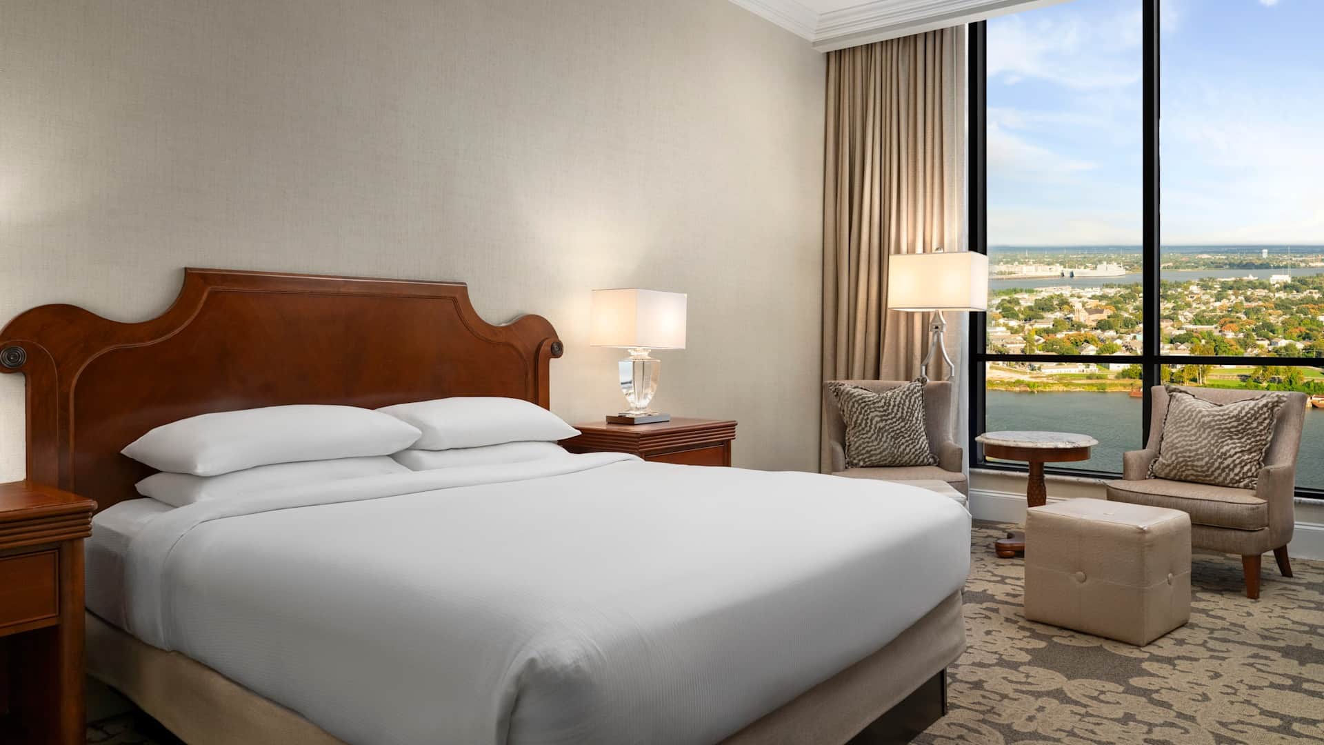 Hilton New Orleans Riverside