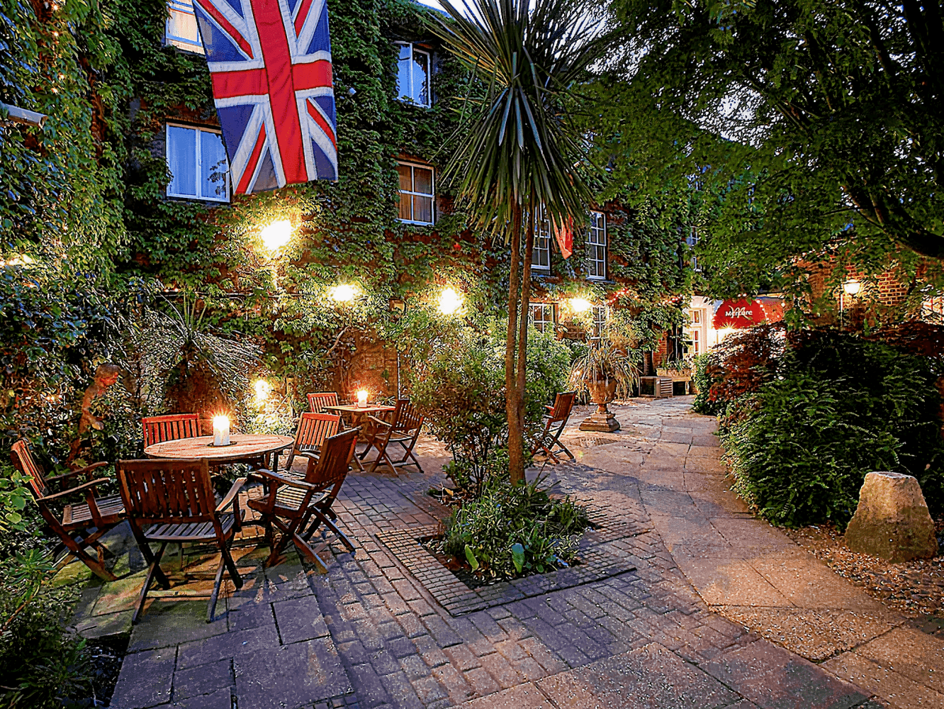 Mercure Salisbury White Hart Hotel