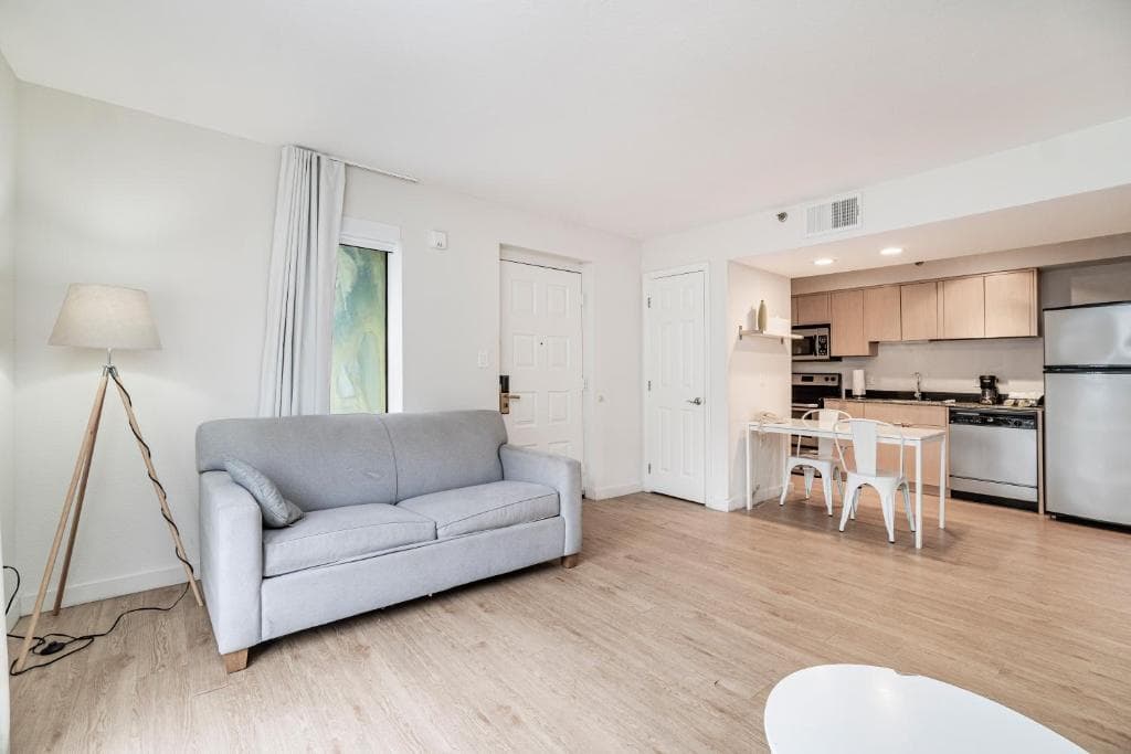 Doral Inn & Suites Miami Airport West